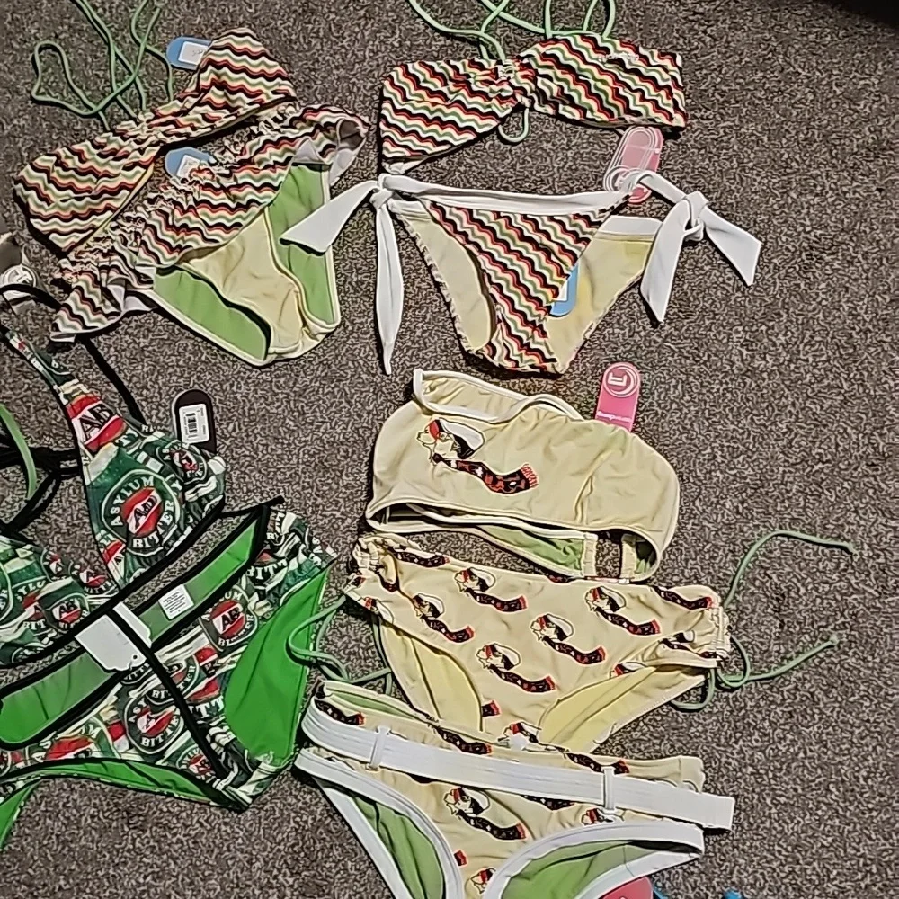 Bikini sets - Picture 1 of 13